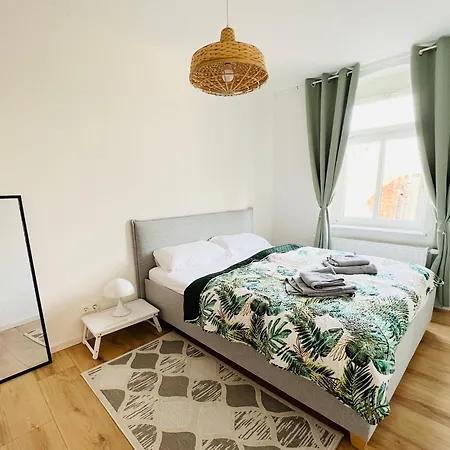 Twenty Five Apartment Bei Dresden - Free Parking, Netflix & Coffee Machine Heidenau  Exterior photo