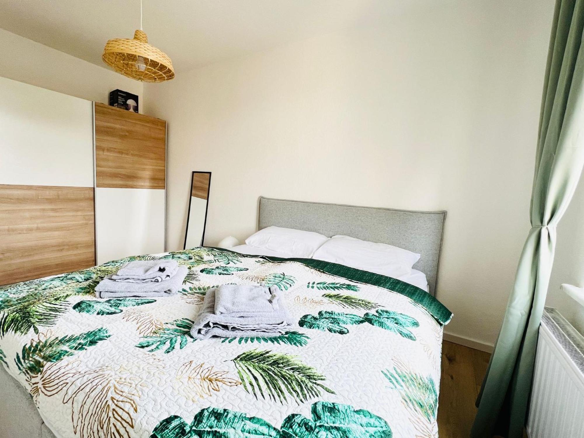 Twenty Five Bei Dresden - Free Parking, Netflix & Coffee Machine Apartment